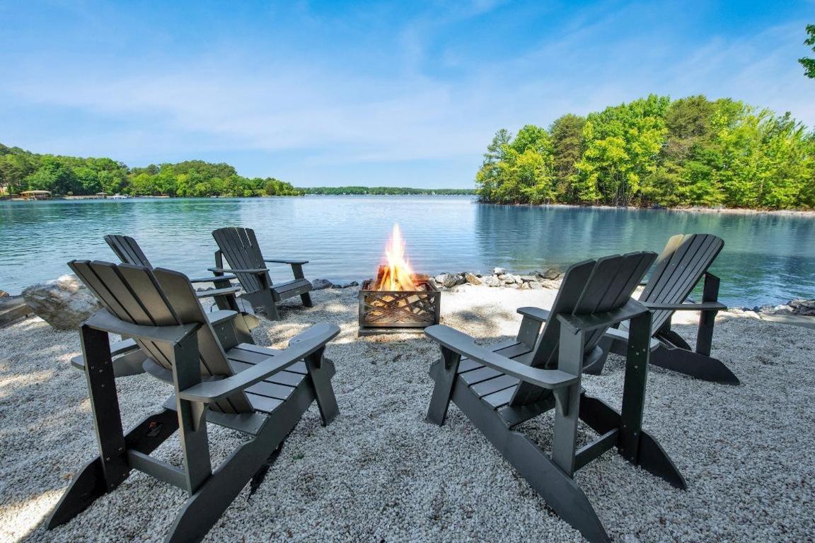 Lake Norman Hideaway Муурсвил Екстериор снимка